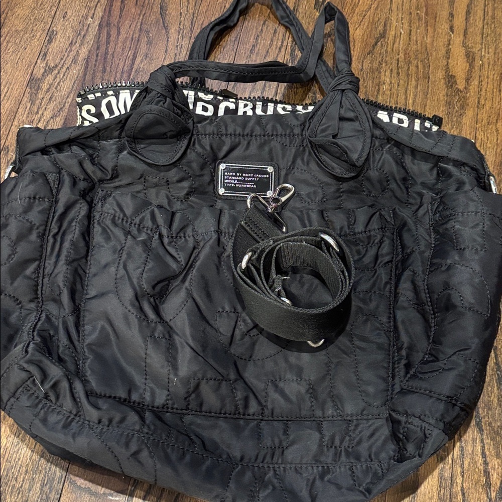 Marc by Marc Jacobs black Pretty Nylon Eliza-A-Baby Diaper Bag 🍼 - Picture 7 of 8